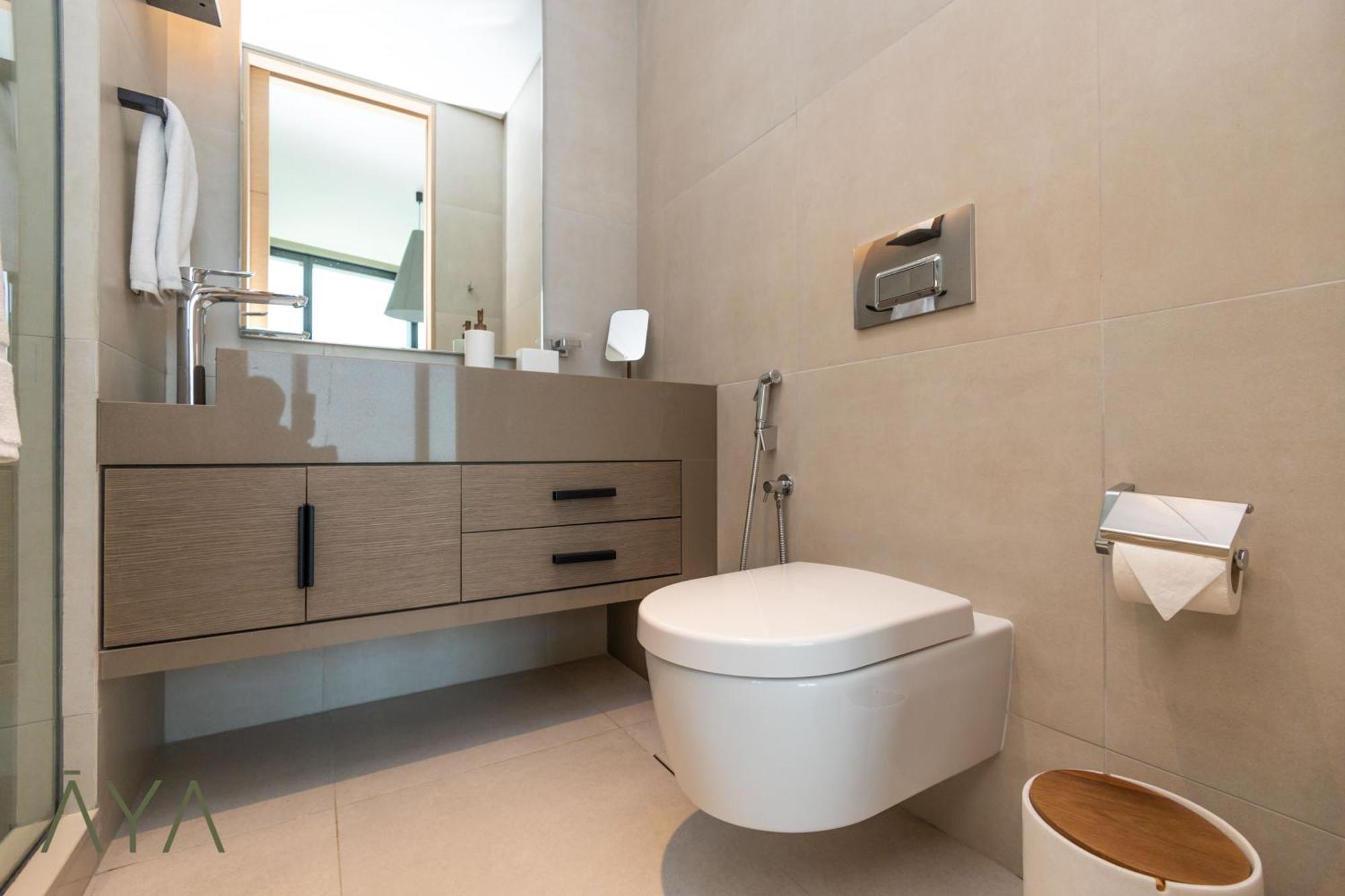 Beachfront Bliss 2br Eye & Full Sea View At The Address By Aya Boutique Dubaï