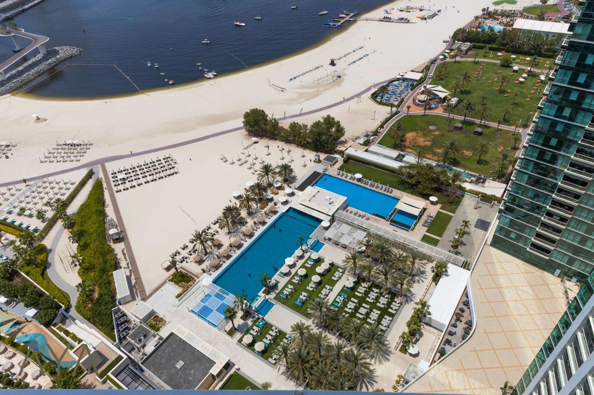 Beachfront Bliss 2br Eye & Full Sea View At The Address By Aya Boutique अपार्टमेंट *